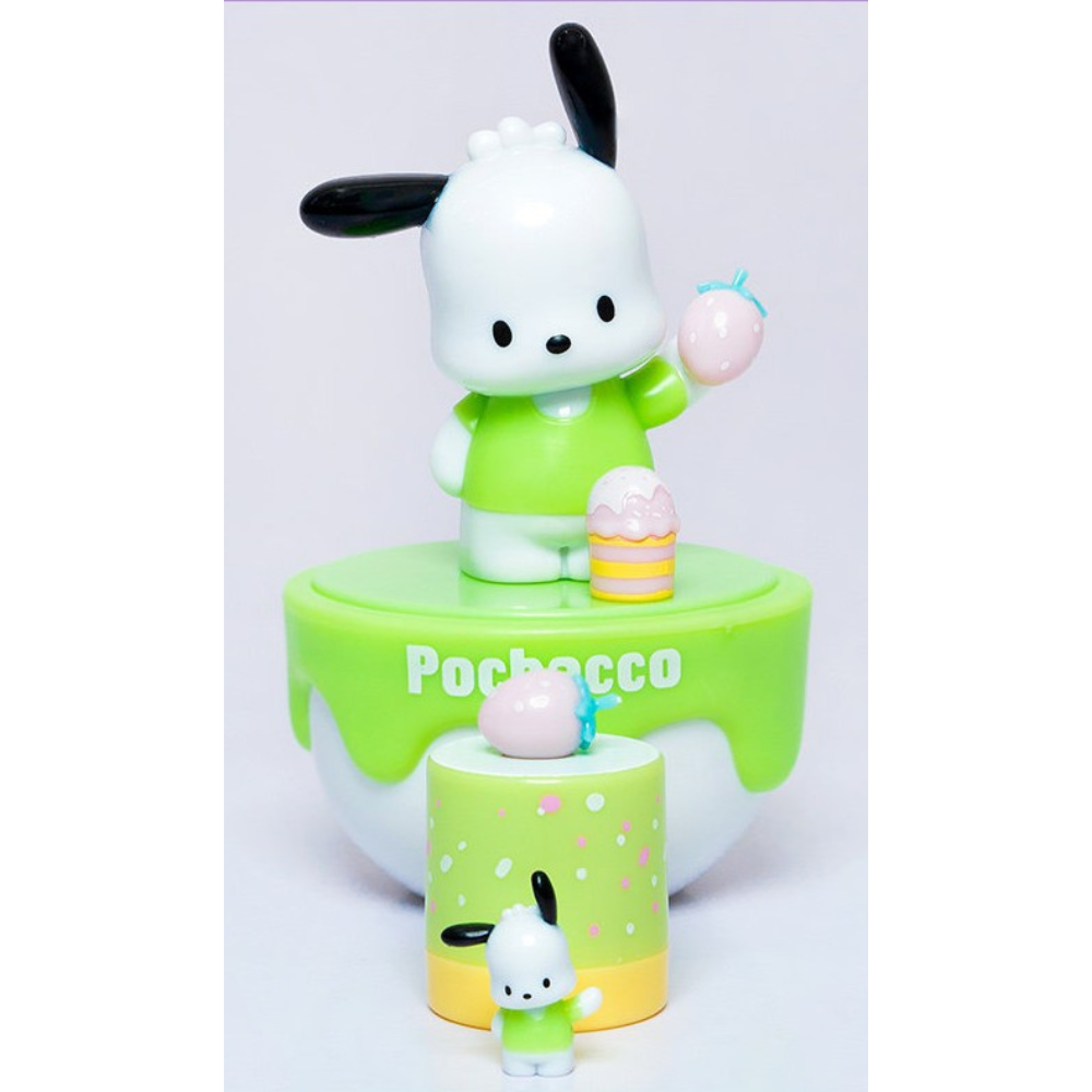 Sanrio Strawberry Cake Surprise Gift Box (6 styles) - Price per piece