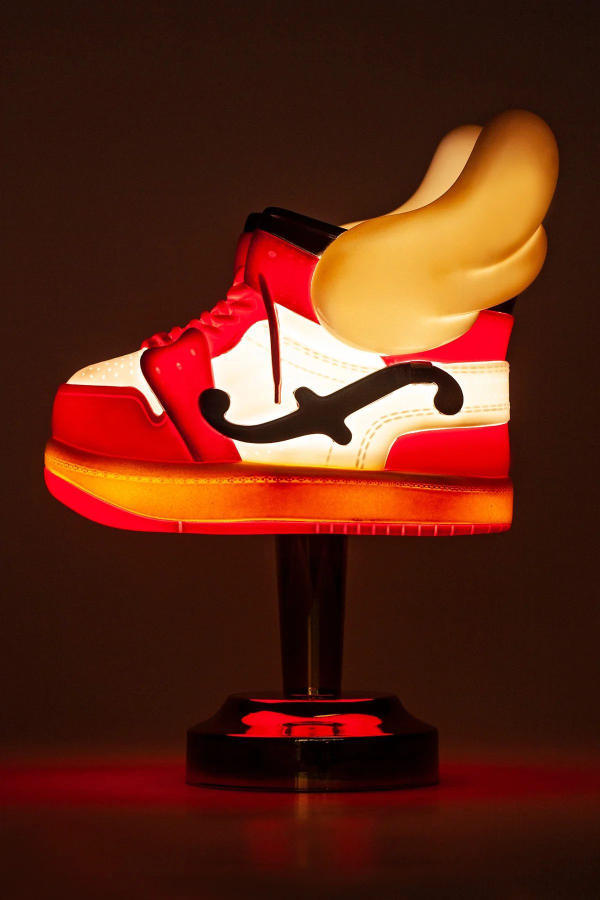 FOOLS ESSENTIALS NIGHT LIGHT LEGEND ONE