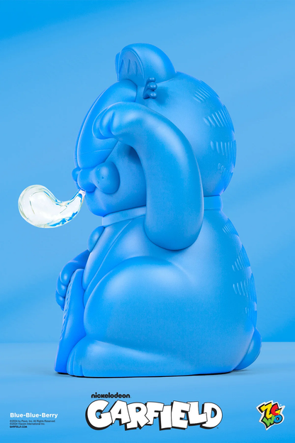 Garfield Loves Fruits // Blue-Blue-Berry