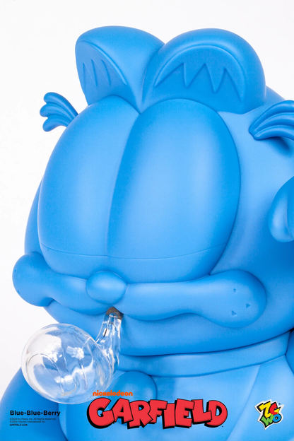 Garfield Loves Fruits // Blue-Blue-Berry