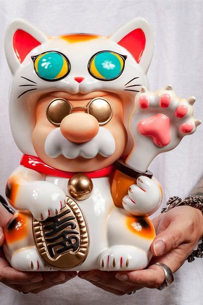 SUPER PROFESSIONAL ESSENTIAL // MANEKINEKO